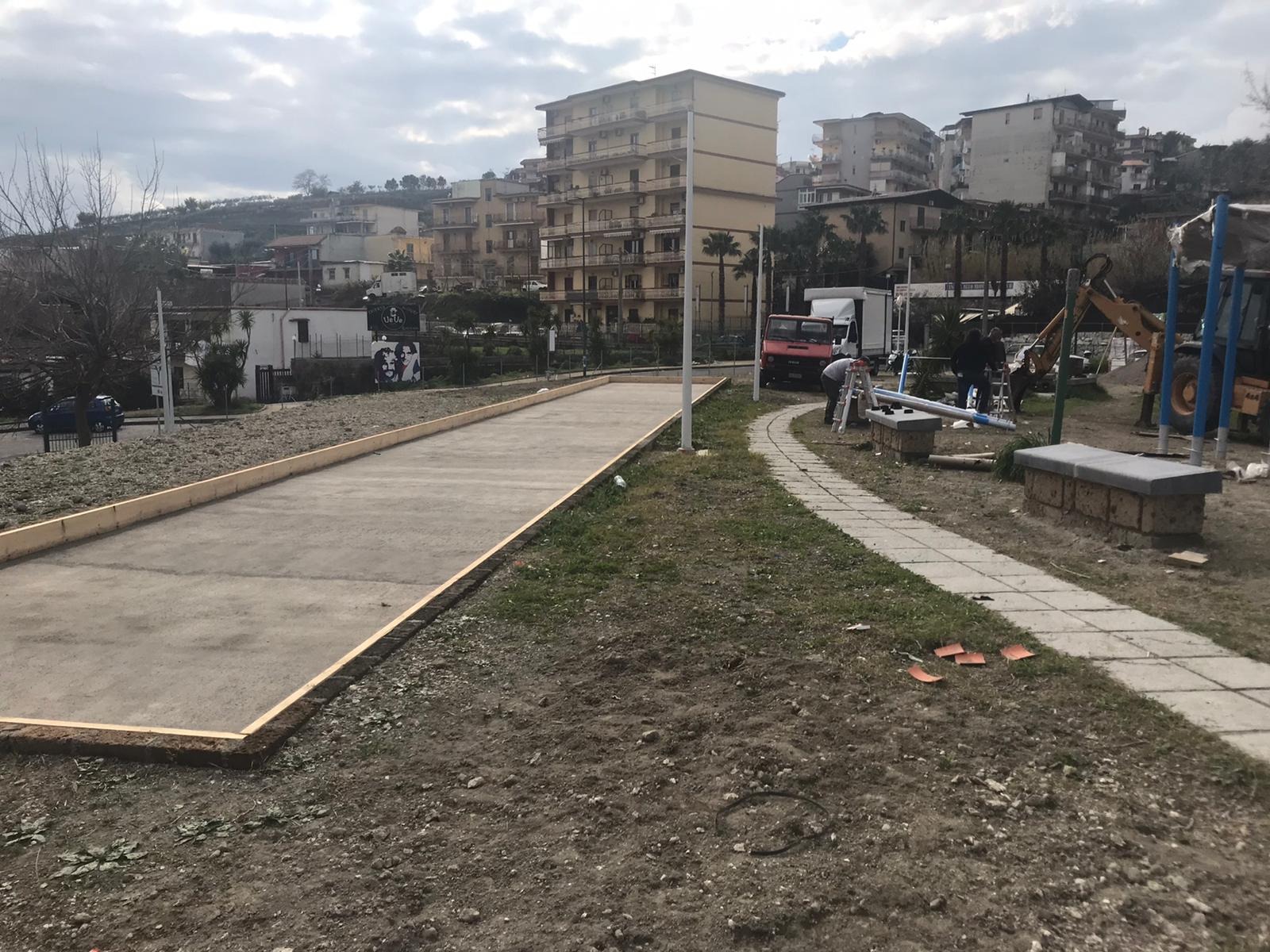 Napoli, a Pianura nascerà uno dei parchi più grandi della città (FOTO) Napoli, a Pianura nascerà uno dei parchi più grandi della città (FOTO)