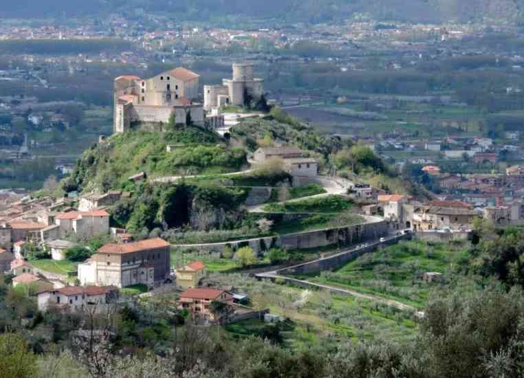 Giro d’Italia, a Montesarchio scuole chiuse: l’ordinanza del sindaco