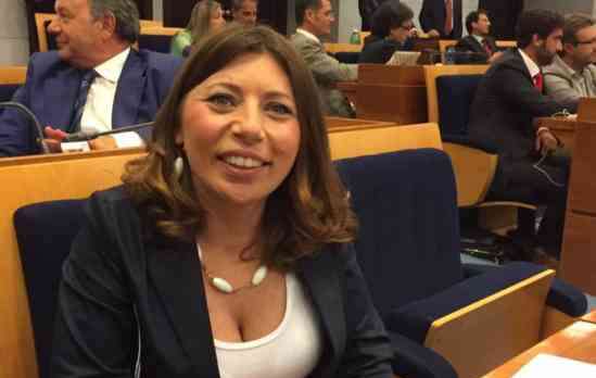 Fiola (PD): “Una seduta monotematica del Consiglio regionale contro i femminicidi. Serve una risposta forte e unitaria” Fiola (PD): “Una seduta monotematica del Consiglio regionale contro i femminicidi. Serve una risposta forte e unitaria”