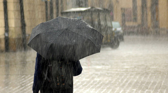 Precipitazioni temporalesche nel Sannio, l’avviso del sindaco Mastella