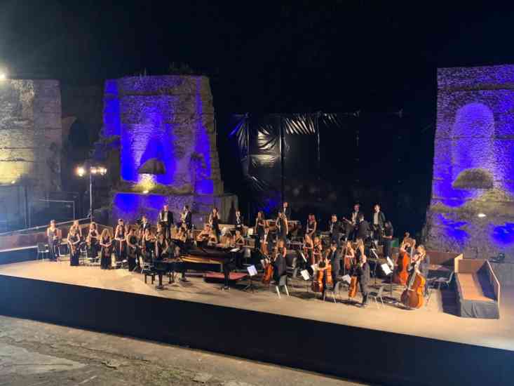 Tosca, con me a Sanremo Amadeus compì vero azzardo Tosca, con me a Sanremo Amadeus compì vero azzardo