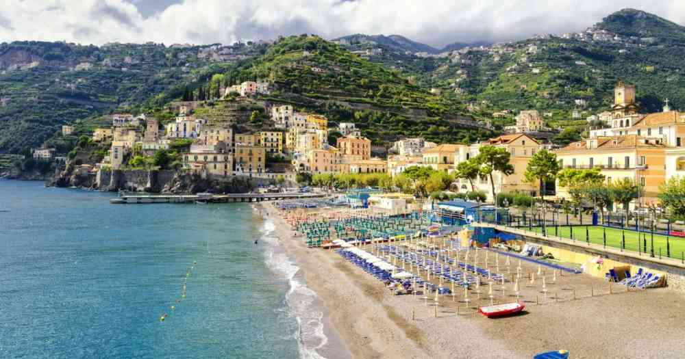 venghino signori venghino8230ma non a minori stop ai procacciatori di clienti da Anteprima24.it venghino signori venghino8230ma non a minori stop ai procacciatori di clienti