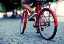 Mobilità attiva, Campania tra maglie nere per spostamenti a piedi o in bici: l’allarme salute