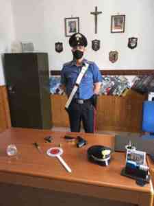 Detenzione illegale di armi e munizioni, sequestro e denuncia dei Carabinieri a Montemarano. Detenzione illegale di armi e munizioni, sequestro e denuncia dei Carabinieri a Montemarano.