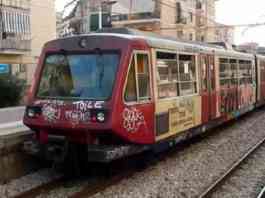 Circumvesuviana, svolta per la sicurezza: agenti a bordo dei treni Circumvesuviana, agenti a bordo per garantire sicurezza