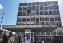 Arrestato parcheggiatore abusivo, voleva 10 euro davanti al Santobono