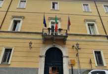 Lavori di scavo da parte dell’Enel, traversa di via Martiri d’Ungheria chiusa al traffico