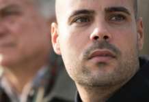Marco D’Amore piange la morte del papà: “Fonte inesauribile d’ispirazione”