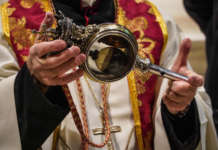 Si è sciolto a Napoli il sangue di San Gennaro