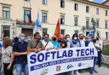 Addetti Softlab in strada: “Da due mesi senza cig e sede”