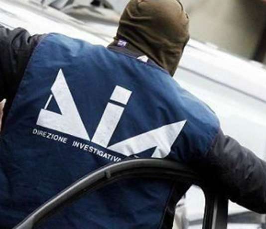 Da boss a killer su commissione: 20mila euro per uccidere l’ex compagna