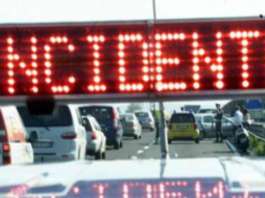 Scontro tra auto e moto sulla Casilina: un morto