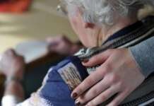 Giffoni Sei Casali, si fingono carabinieri e truffano un’anziana di 93 anni