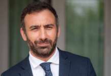 Airola, sosta lungo Corso Montella. Maglione: “Disco orario una soluzione ragionevole”