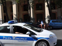 Battipaglia, stranieri alloggiati abusivamente: controlli della polizia municipale