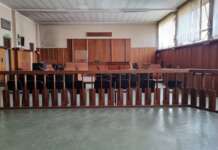 Droga al figlio in carcere, al via il processo alla mamma-pusher
