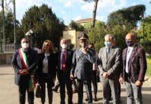 In villa il ricordo di Delcogliano e Iermano: il messaggio ai giovani del Prefetto Torlontano (FOTO)