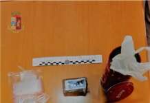 Nocera Inferiore, sequestro droga: venduta con adesivi raffiguranti Putin