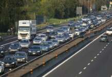 Assoutenti, a Napoli l’rc auto più alta: 600 euro