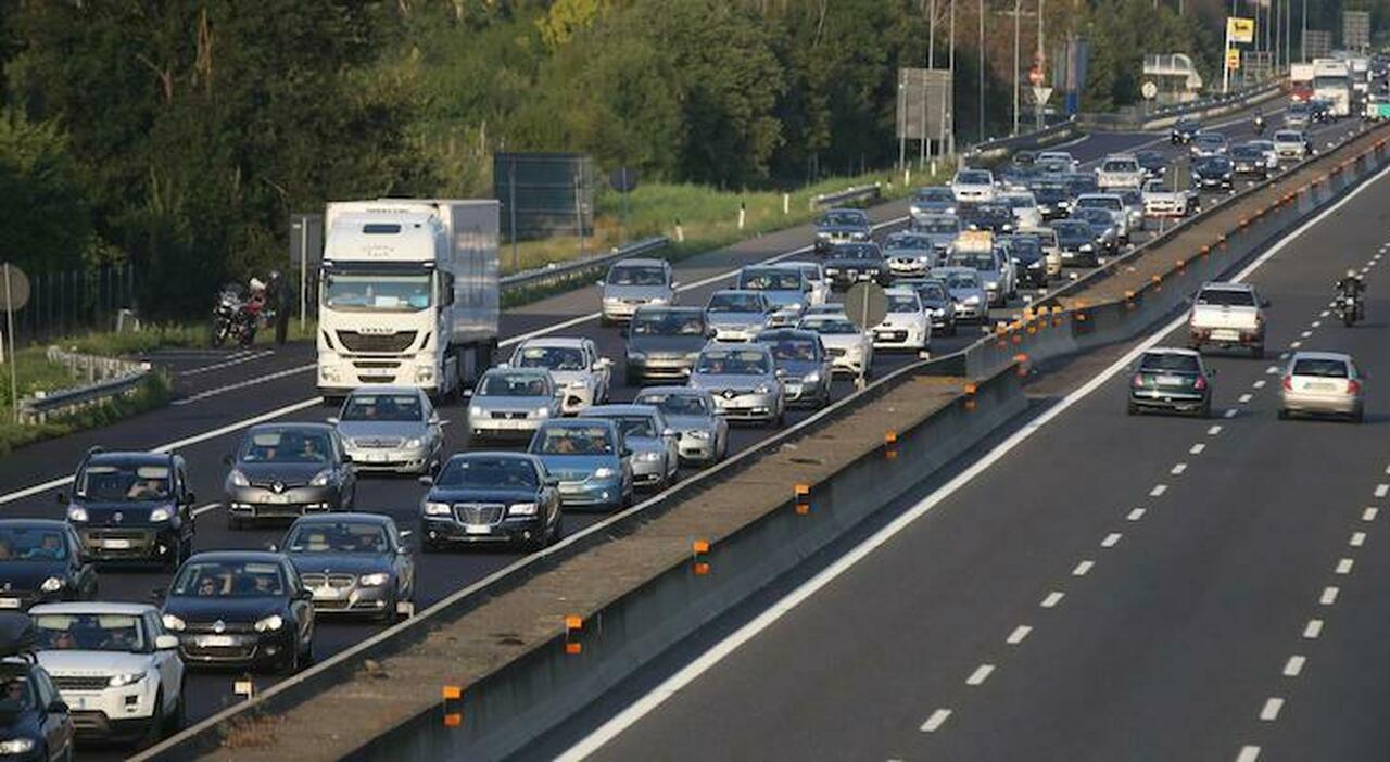 Tamponamento in tratto ciociaro A1, rallentamenti per 15 km verso Napoli