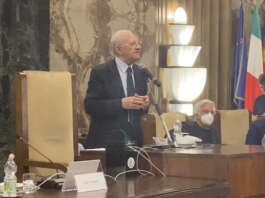 De Luca: “Ecco perché la democrazia è al bivio” (VIDEO)