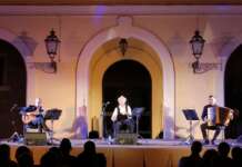 Sesta giornata di Città Spettacolo: Peppe Fonzo in “Sotto la finestra delle donne amate”