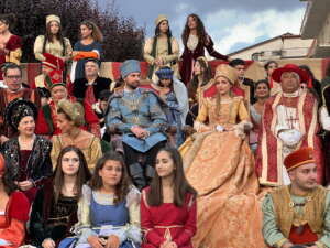 In migliaia a Teggiano per “La principessa Costanza”: la gioia della Pro Loco (VIDEO)