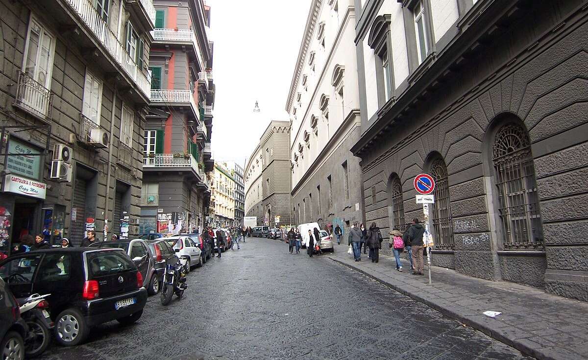 Napoli, ‘multe pazze’ Centro Storico: cartelle fino a 10mila euro, è caos