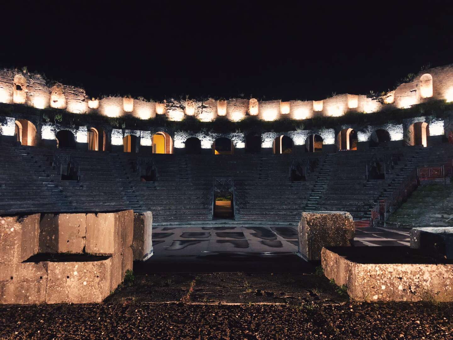 ‘Eternità’, l’evento del Teatro Romano fissato per il prossimo weekend