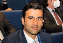 M5S, Saiello: “Disservizi bus Eav, De Luca intervenga sui vertici aziendali”