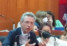 Napoli, Manfredi: “A breve la sostituzione di Mancuso in giunta”