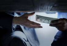 Raccolta rifiuti a San Giorgio del Sannio, tangenti da 20mila euro per l’appalto: l’inchiesta