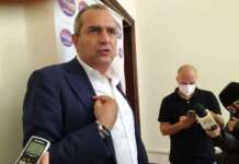 de Magistris: “Per il Tar nessuna privacy sulle consulenze di Manfredi”