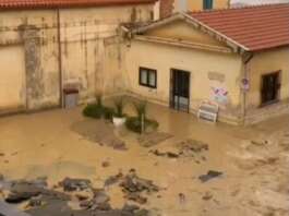 Bomba d’acqua nel Cilento, Vigili del Fuoco al lavoro (Foto e Video)