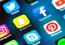 Facebook, WhatsApp e Instagram down: disservizio a livello globale