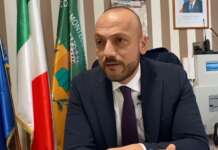 Caro bollette, il Comune di Montecorvino Pugliano regala impianti fotovoltaici – VIDEO