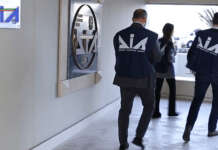 Camorra: spari in piazza a Napoli prima di Pasqua, due arresti