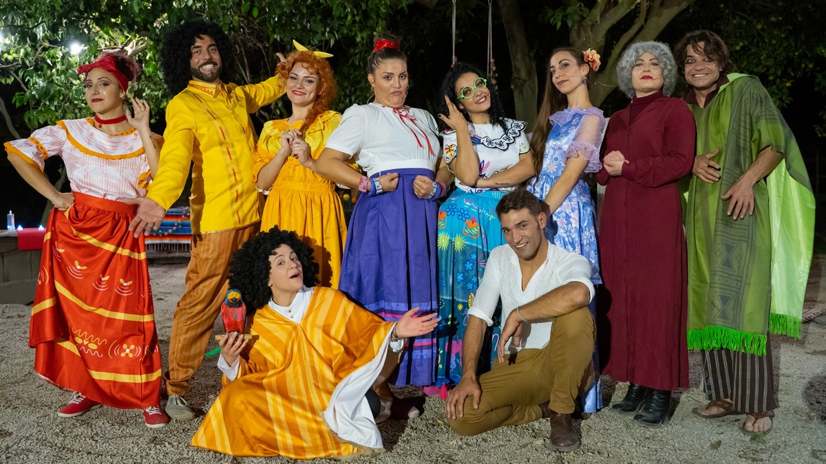Carnevale da Encanto con “La famiglia Madrigal” nei teatri della Campania -  Anteprima24.it