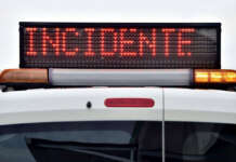 Incidente sull’autostrada A2, camion di traverso: traffico rallentato