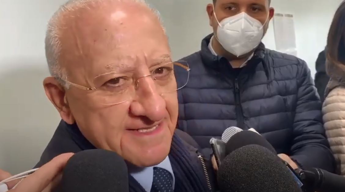 Mercato San Severino, il presidente De Luca al reparto di Endoscopia: “Non conosco il ministro Schillaci” – VIDEO