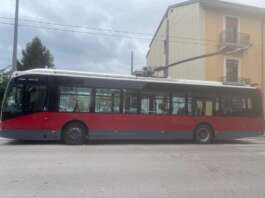 FOTO- Quel tram chiamato desiderio che non piace a nessuno: nella metrò sediolini vuoti