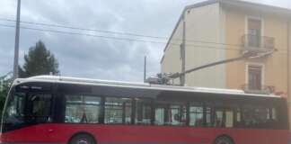 FOTO- Quel tram chiamato desiderio che non piace a nessuno: nella metrò sediolini vuoti