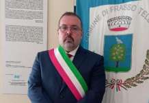 Postamat fuori servizio da 10 giorni: il sindaco di Frasso Viscusi scrive al direttore della filiale