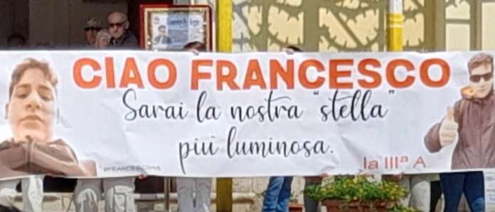 Francesco vive