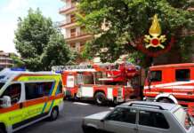 Non risponde alle chiamate dei vicini: 58enne trovato privo di vita in casa