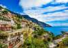 Ferito da eliche del motore dopo un tuffo ad Amalfi, 15 giorni di prognosi
