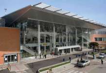 Caos all’aeroporto di Napoli: ancora guasto ai radar, 35.000 passeggeri coinvolti