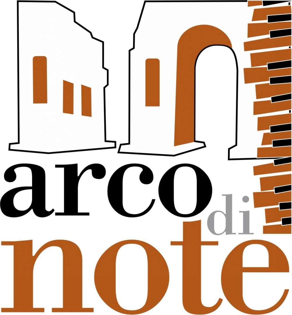 ‘Arco di Note’, musica e luci ai piedi del nostro bellissimo monumento ‘Arco di Note’, musica e luci ai piedi del nostro bellissimo monumento