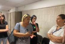 Mensa, batosta costi: la protesta delle mamme in Comune (Video)