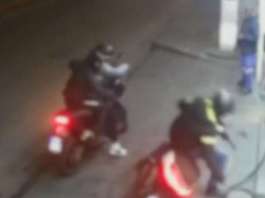 Sparò contro uomo che si oppose a rapina scooter, preso 17enne (VIDEO)
